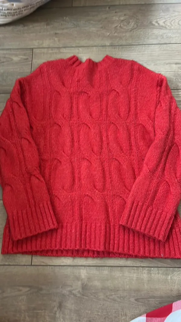 American Eagle Sweater - Image 2