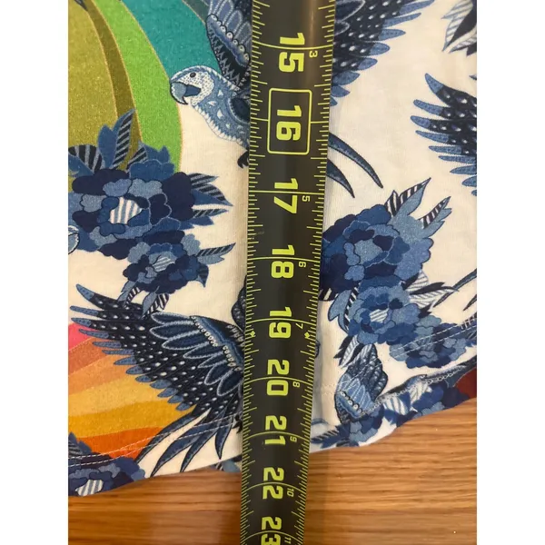 Farm‎ Rio Aves Graphic Tee Size Medium - Image 6