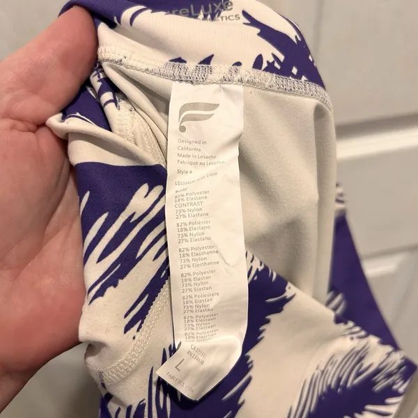 Fabletics‎ PureLuxe High Waisted Palm Leaf Print 7/8 Leggings Purple White L - Image 5