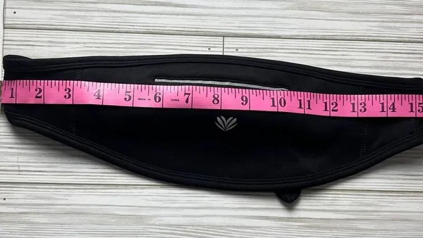 Forever 21 Active Pocket Belt Waist Bag Phone Outdoor Pouch with Buckle Closure - Image 3