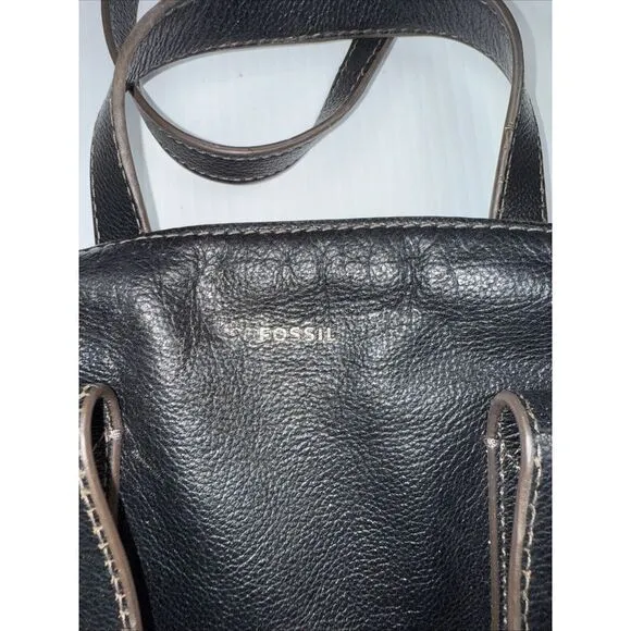 FOSSIL Black Leather Shoulder Bag Purse Crossbody Handbag Wide Zipped‎ Opening - Image 2