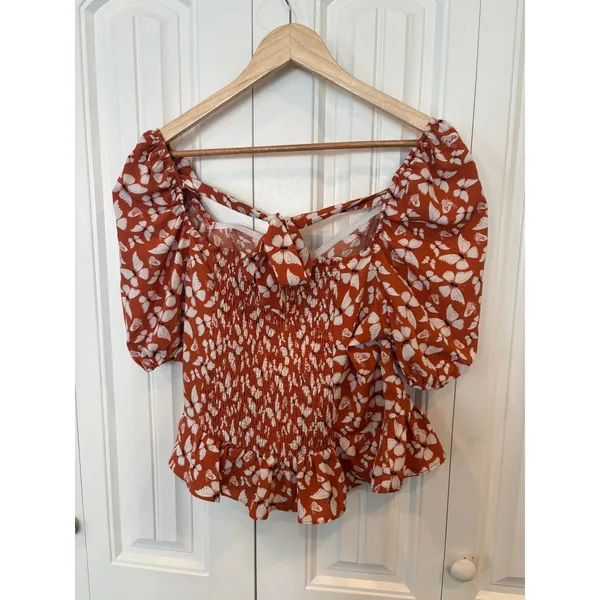 Milk &‎ Honey Orange Butterfly Top Size Large - Image 2