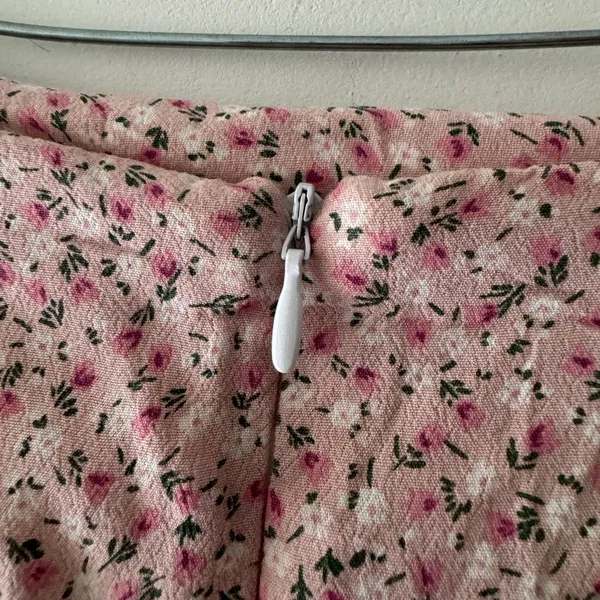 Brandy Melville Pink Rose‎ Floral Cara Ruffle Skirt - Image 8
