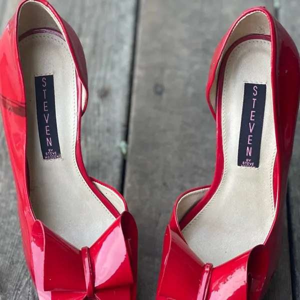 Steve Madden red bow heels - Image 6