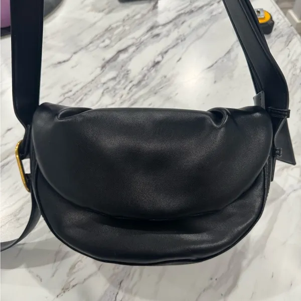 Flour Half Moon Crossbody Women's Street Level Black - Image 3