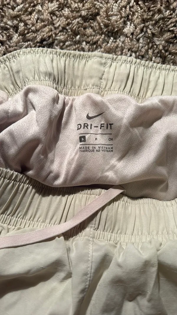 Nike Shorts - Image 3