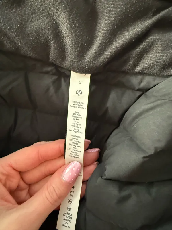 Lululemon jacket  - Image 4