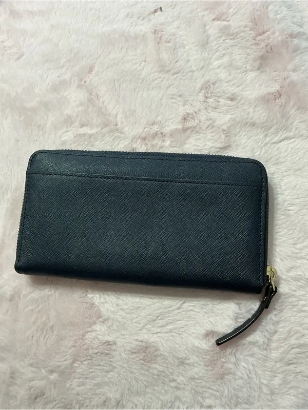 kate spade Black Leather Zip Wallet with Gold Hardware d29 - Image 2