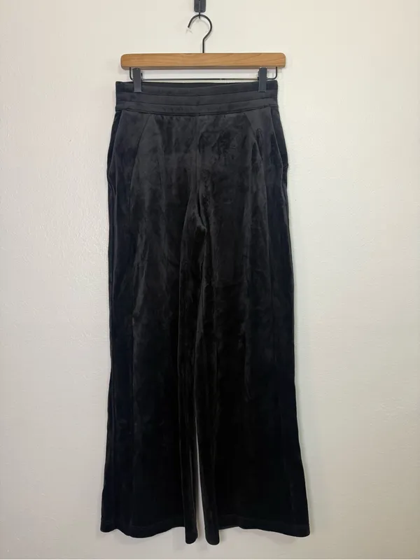 Lululemon Scuba Mid-Rise Wide-Leg Pant *Velvet Black - Image 2