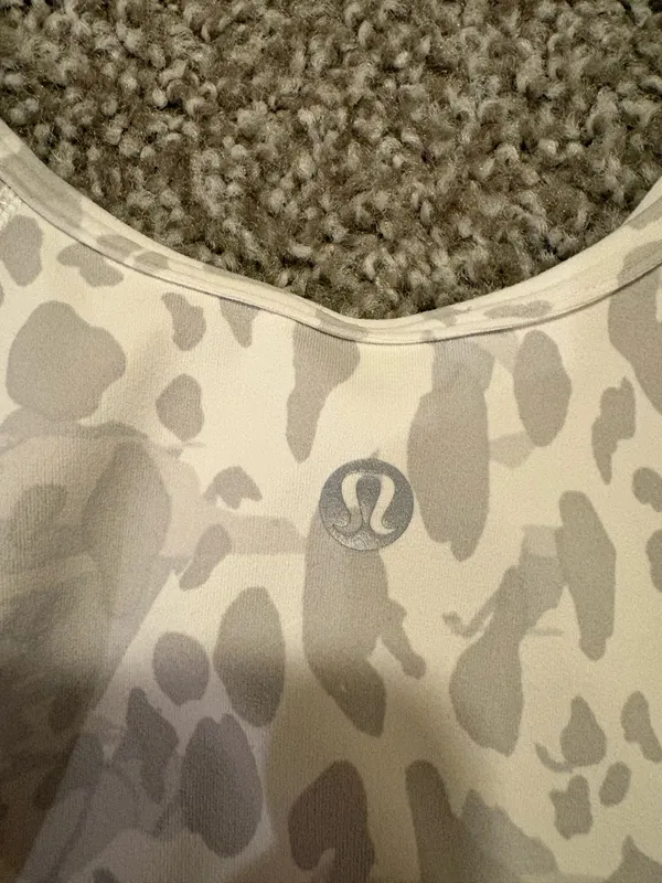 Lululemon top - Image 3