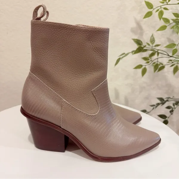 Kaanas Hague Cowboy Leather Bootie in Taupe NWOT Size 6M - Image 5