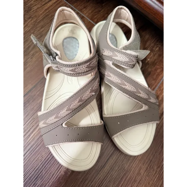 Dr Scholls Daydream Sandals Womens 6.5 M Taupe Tan Strappy Comfort Gel Cushion - Image 3