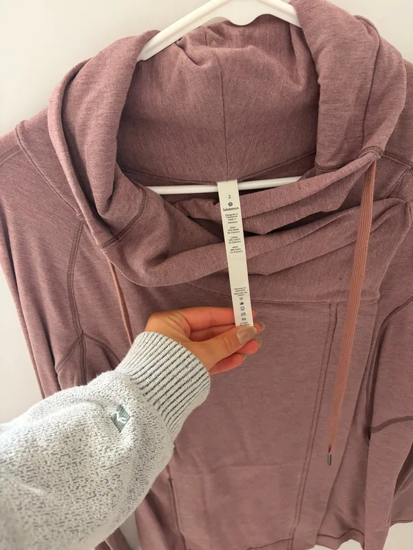 Lululemon Define Wrap Jacket in mauve #athletic #define #size2  - Image 2