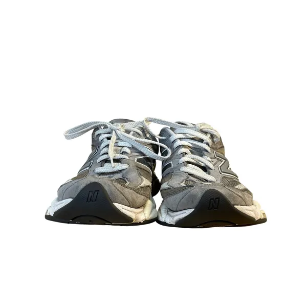 New Balance 9060 Rain Cloud Men's Gray Low Top Lace Up Running Sneakers Shoes 11 - Image 2