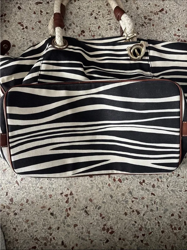 Michael Kors zebra stripe canvas tote - Image 3