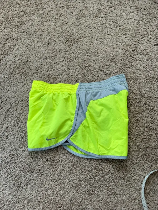 Women's Nike Dri-FIT Tempo Running Neon Yellow Lined Shorts Size L - Image 7