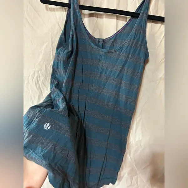 Lululemon tank top - Image 2