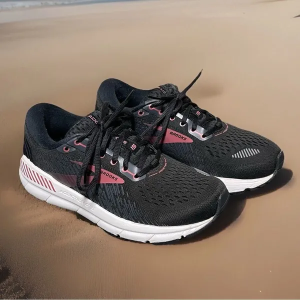 Brooks Addiction GTS 15 Women's Black Narrow Running Shoes Size 7.5 (2A) - Image 2