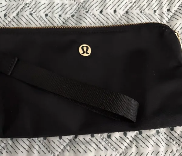 Lululemon Wristlet Pouch Black - Image 6