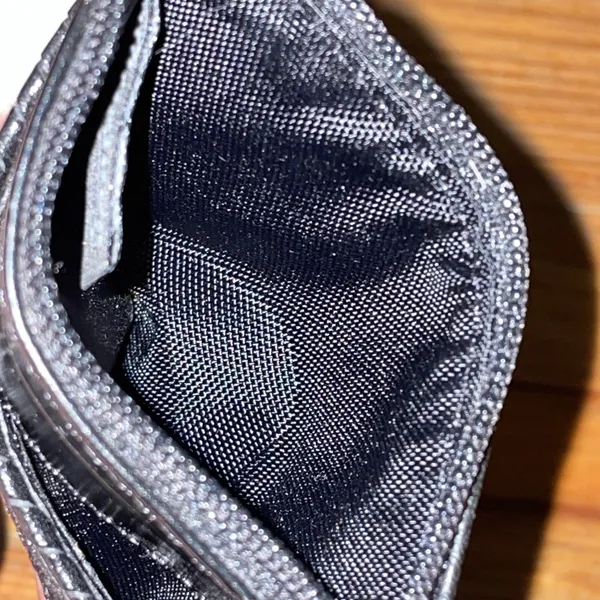Brighton Black Leather Card Wallet Coin Purse Heart Shaped ID Window 3x4" - Image 6