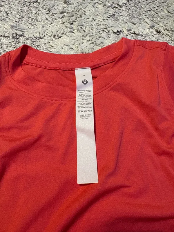 Coral/pink lululemon tank top size 4 - Image 4