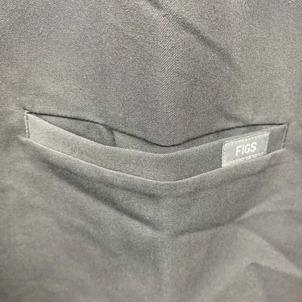 FIGS Technical Collection Women’s Scrub Catarina Top Gray 2 Pockets Medium - Image 5