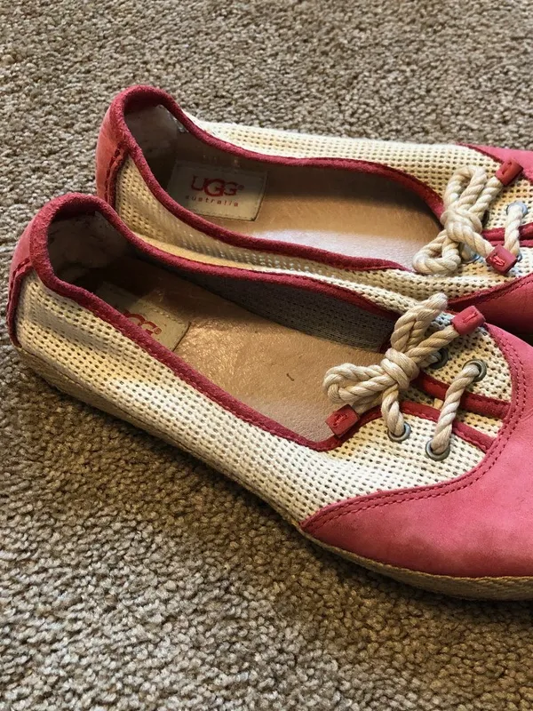 UGG Catrin Crochet Slip Ons Coral Red Pink Beige Espadrille LEATHER Flats US 8 - Image 5