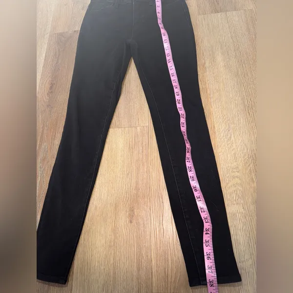 American eagle Women's Black Skinny Jeans - Image 6
