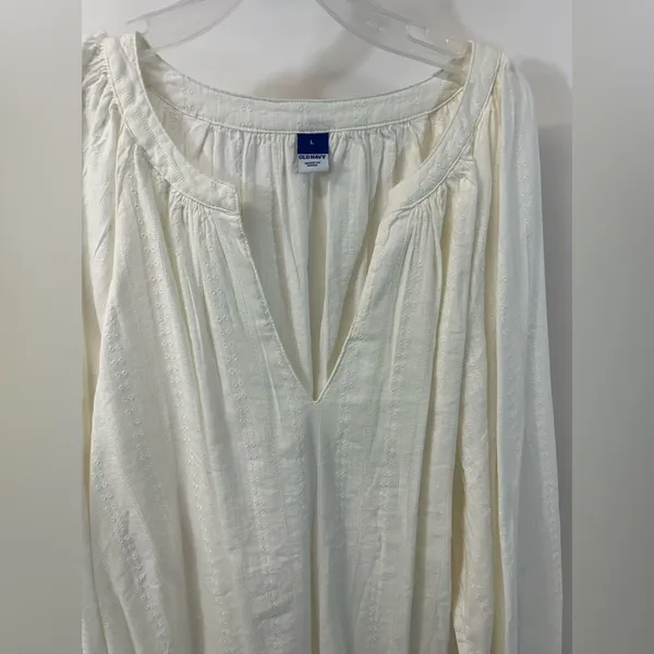 Old Navy Women’s Large off-white Long Sleeve Blouse - Image 3