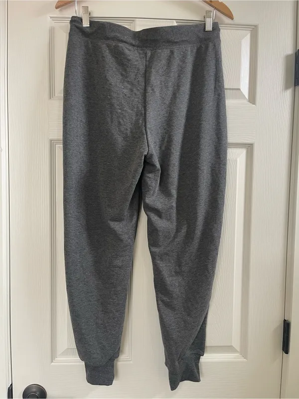 NWT Women’s Nike Yoga Jogger Sweat Pants Heather Dark Gray Size M - Image 7