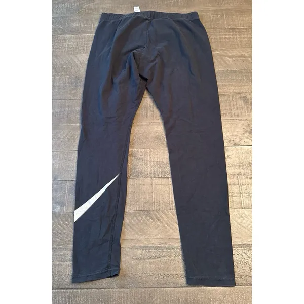 Nike Women's Black Silver Swoosh Logo Cotton Leggings Size Large - Image 7