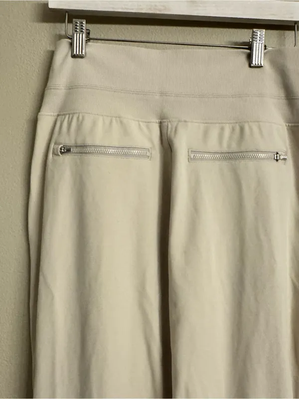 ATHLETA Venice High Rise Flares‎ - Image 5