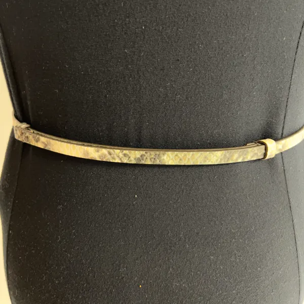 Express Texture Leather Thin Belt - Image 4