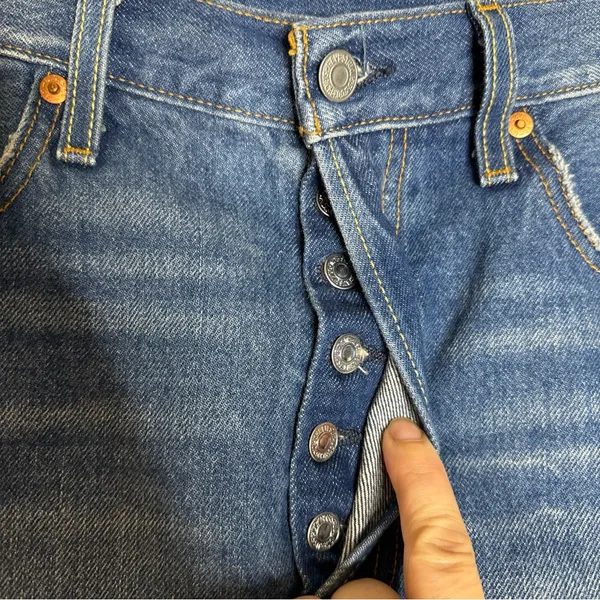 Levi’s 501 Size 31 Cut‎ Off Distressed Jean Shorts CP - Image 3