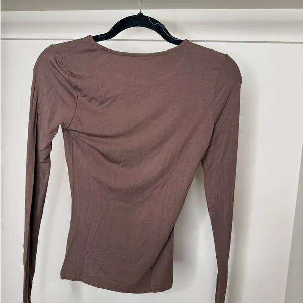White Fox Boutique Chocolate Long Sleeve Top - Image 2