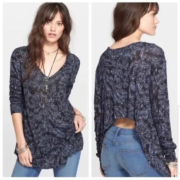 Free People Sahara Printed Asymmetrical Hem Blouse size S - Image 2