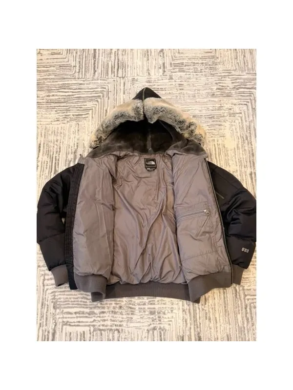 RARE The North Face women's medium 550 Blk down fill Winter puffer Bomber coat - Image 3