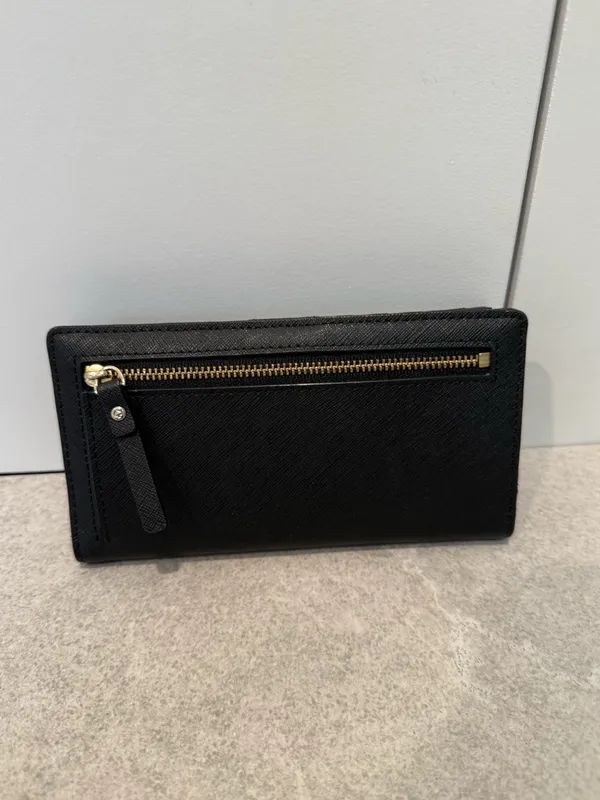 kate spade black leather continental wallet with gold plaque - Image 3