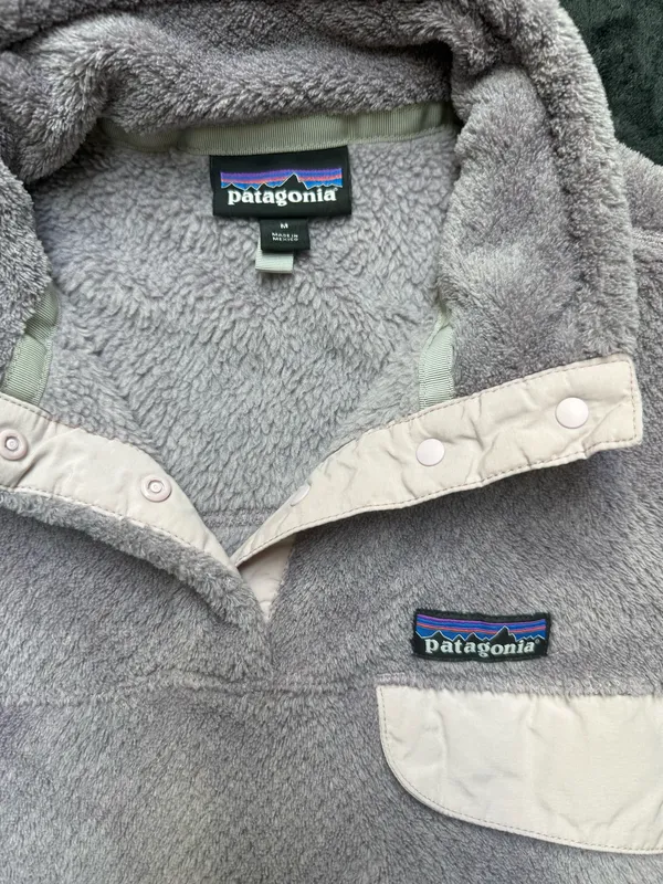 Patagonia Women’s Re-Tool Snap-T Pullover Fleece - Image 2