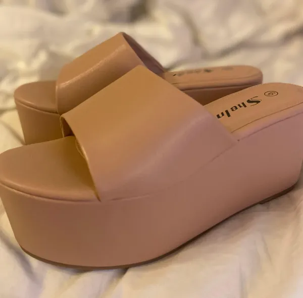 SheIn Nude Platform Sandals - Image 2