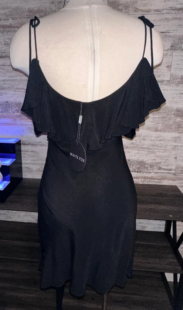 White Fox Off The Shoulder Mini Dress - Image 4