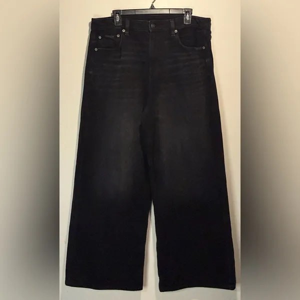 American Eagle Super High Rise Ultra Wide Leg Black Whiskering Fading Size 12R - Image 2