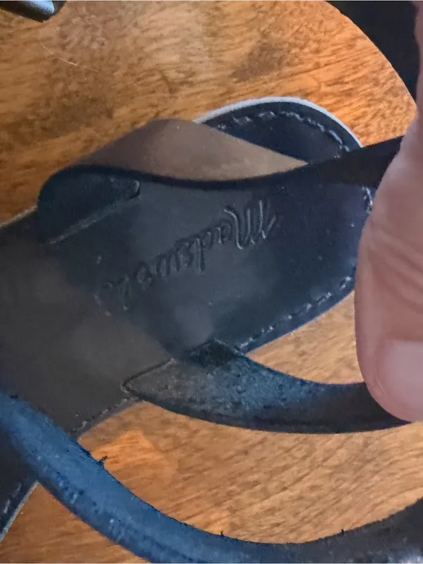 Madewell Black Leather Ankle-Strap flat Sandals size 6 - Image 2