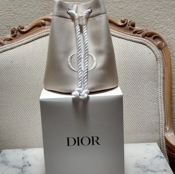 Dior Cream Drawstring Bucket Trousse Pouch Cosmetic Bag - Image 9