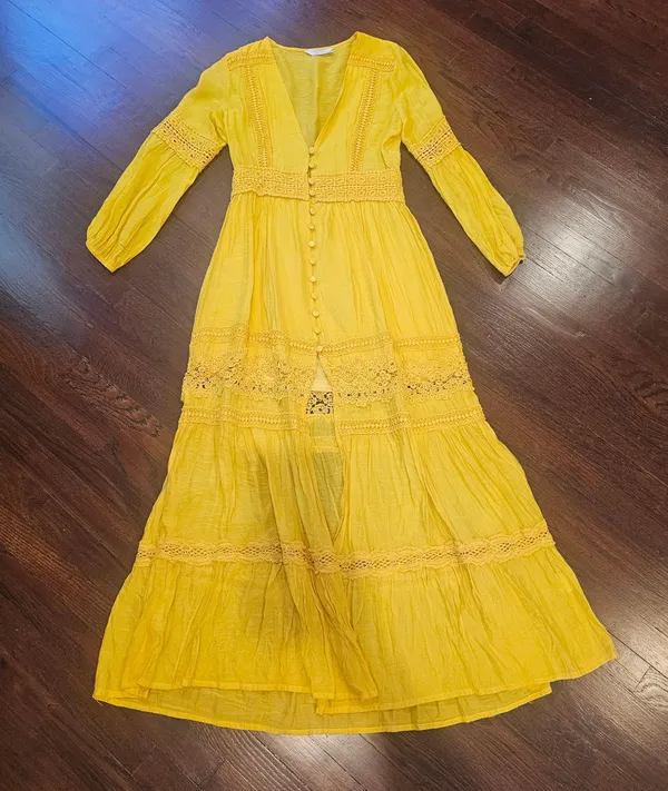 Elegant Yellow Maxi Dress - Image 2