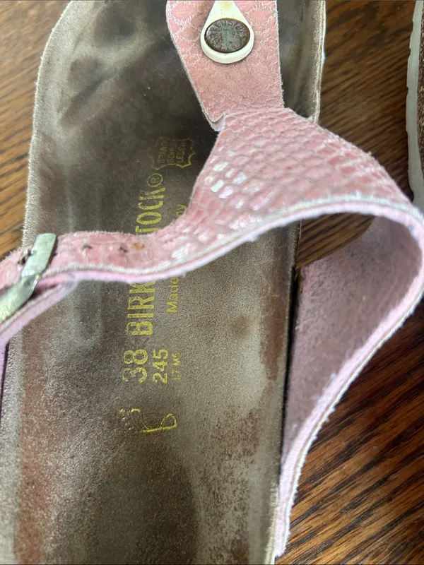Birkenstock Pink Textured Gizeh Thong Sandals - Image 5