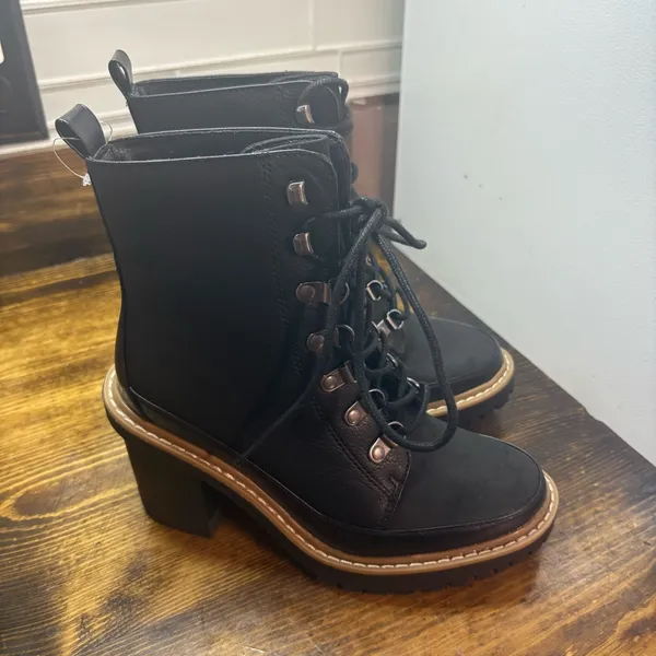 A New Day Black Heeled Lace‎ Up Boots Size 5.5 - Image 2