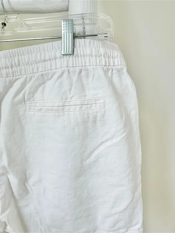 Old Navy White Drawstring Linen Blend 4” Shorts Size Large - Image 3