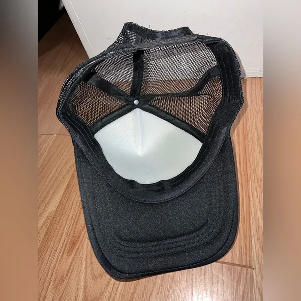 Patch trucker hat - Image 2