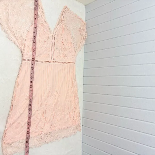 Boohoo Peach Lace Mini Dress Size‎ 10 V-Neck Sheer Sleeve Romantic - Image 12